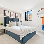 Golden Quarter Penthouse - 3 Beds - Contractors